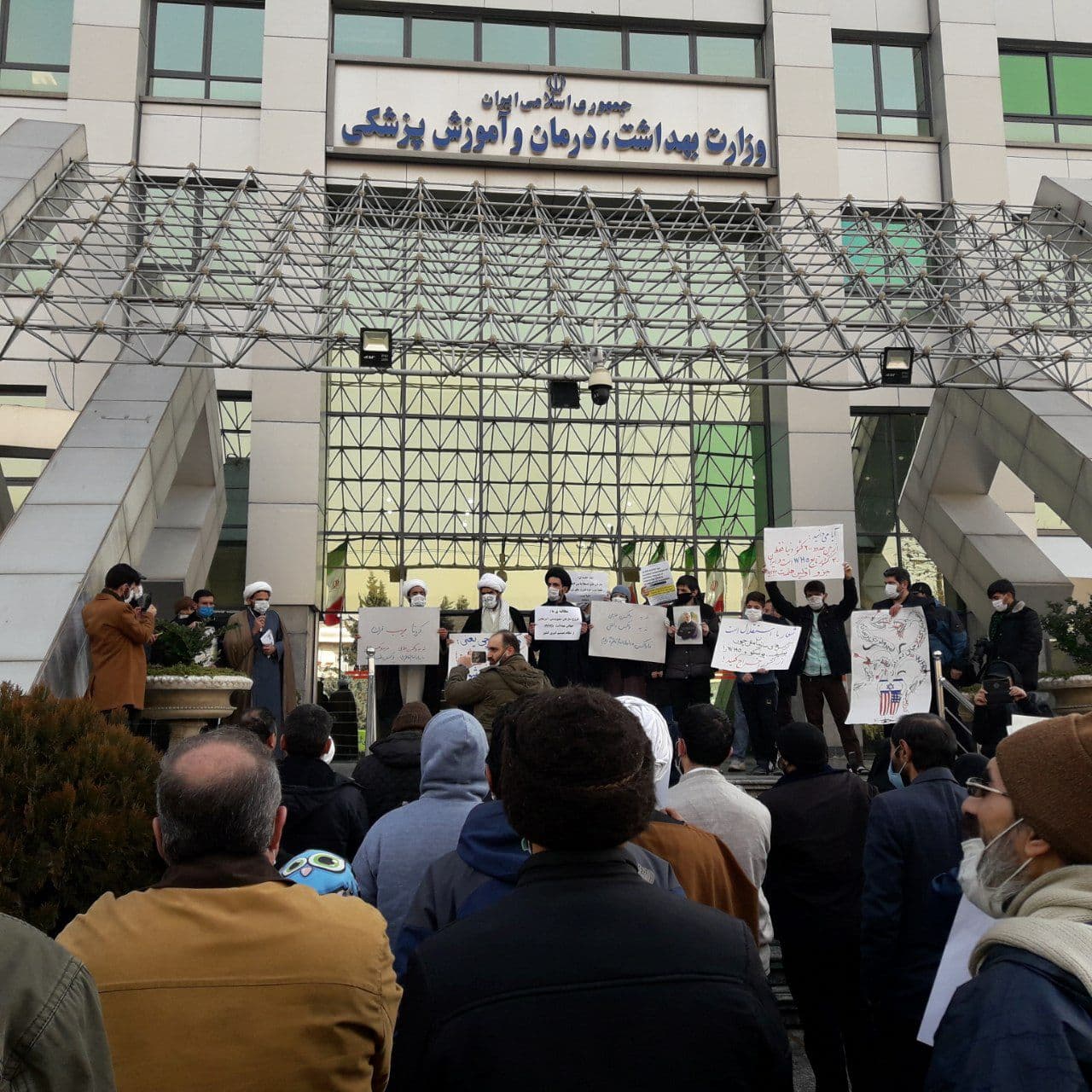 واکسنهراسی در آستانه واکسیناسیون عمومی واکسنهراسی در آستانه واکسیناسیون عمومی