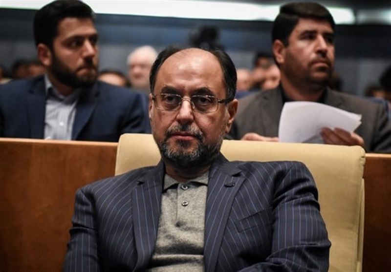 حاشیه&zwnj;های جنجالی موضع انتخاباتی سردار وحید حقانیان / انتقاد اصولگرایان از مرد بانفوذی که با اعتبار بیت بازی کرد