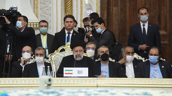 «شرق» در گذشته روابطش با آمریکا را به خاطر ایران به خطر نیانداخت؛ چرا عضویت تهران در سازمان همکاری شانگهای هم این روند را تغییر نمی دهد؟ «شرق» در گذشته روابطش با آمریکا را به خاطر ایران به خطر نیانداخت؛ چرا عضویت تهران در سازمان همکاری شانگهای هم این روند را تغییر نمی دهد؟