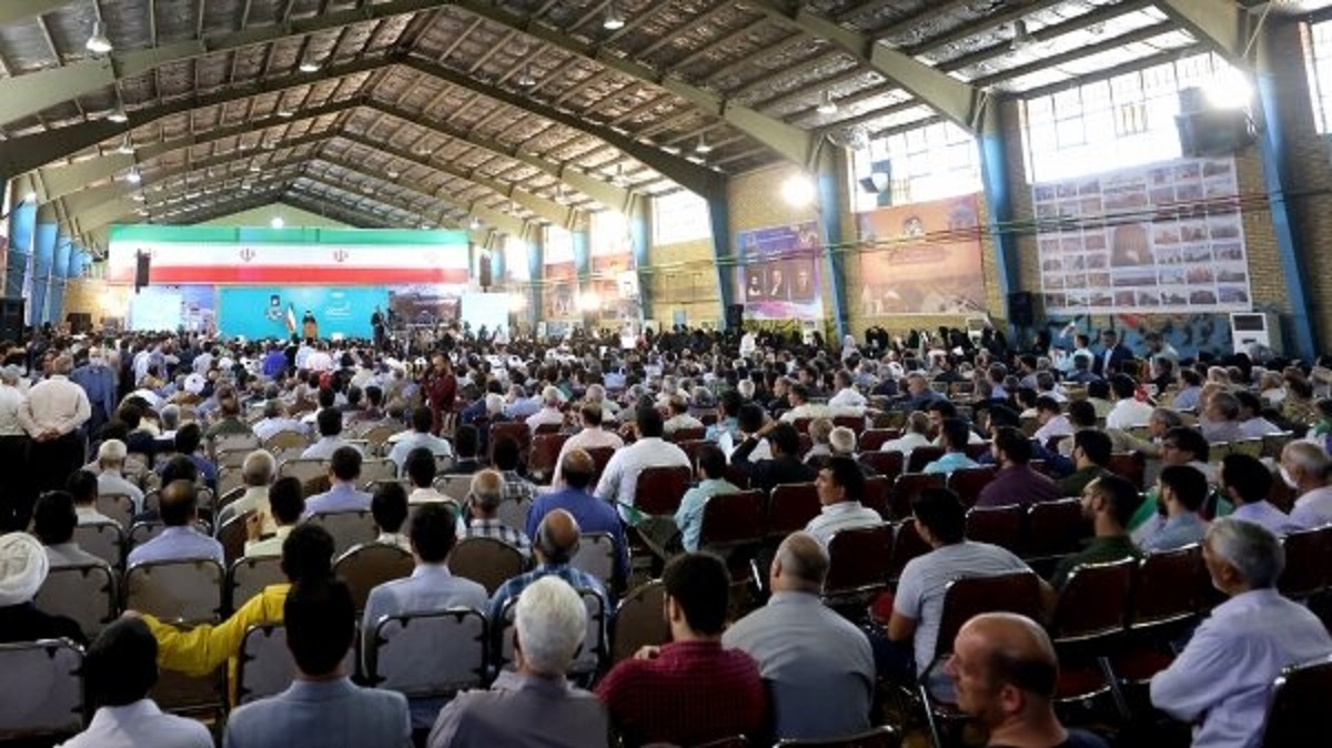 رییس&zwnj;جمهور در اولین سالگرد ریاست جمهوری: آمدم تا با ساختارهای فسادزا مبارزه کنم/ سال ۱۴۰۰ را با رشد اقتصادی نزدیک به ۵ درصد به پایان رساندیم