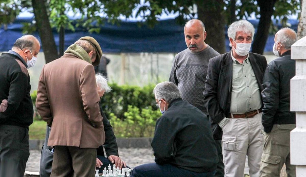 مزدبگیران و بازنشستگان اولویت اول هستند