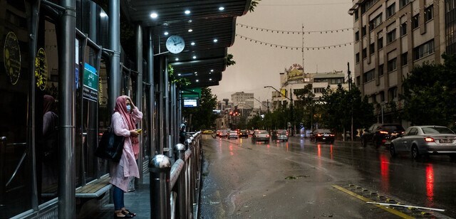 وزش باد شدید در جنوب و غرب تهران / کاهش دما تا پنجشنبه وزش باد شدید در جنوب و غرب تهران / کاهش دما تا پنجشنبه