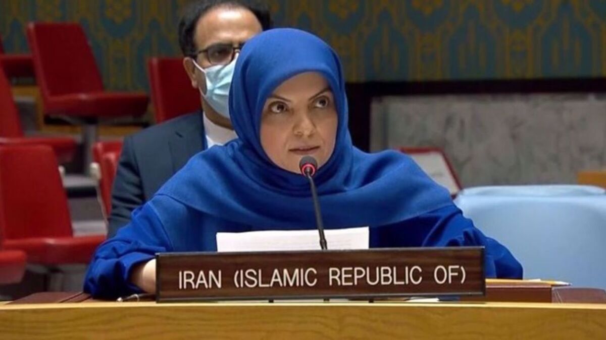 ارشادی: نیازی نیست غرب خود را وکیل مدافع زنان ایرانی بداند