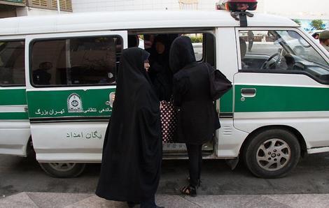عباس عبدی: اشتباه سیاستگذاری در حجاب کجا بود؟ عباس عبدی: اشتباه سیاستگذاری در حجاب کجا بود؟