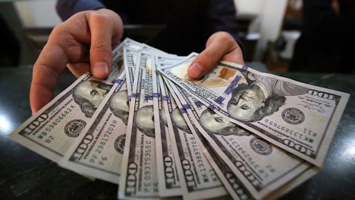 چرا قیمت دلار کاهش یافت؟ چرا قیمت دلار کاهش یافت؟