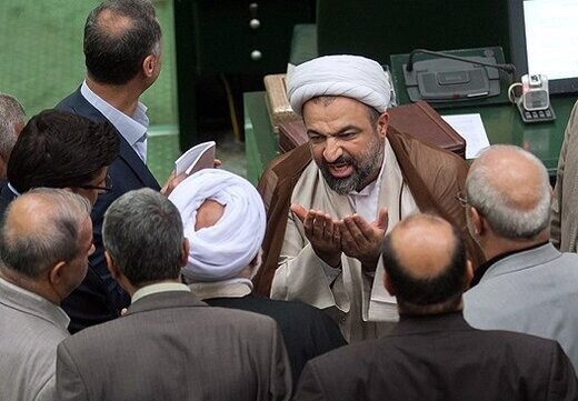 جنجال اصولگرایان برای «ریاست مجلس» جنجال اصولگرایان برای «ریاست مجلس»