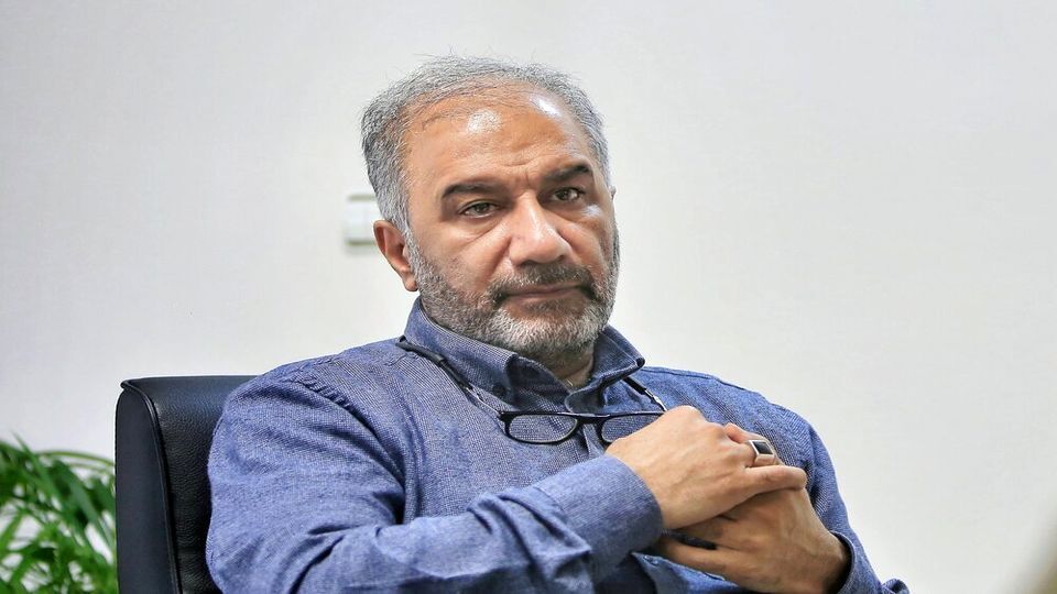 برخی مدیران معتقدند چه بهتر که با دنیا ارتباطی نداریم برخی مدیران معتقدند چه بهتر که با دنیا ارتباطی نداریم