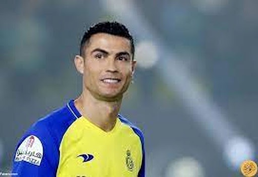 مردم هتل محل اقامت رونالدو را تخریب کردند مردم هتل محل اقامت رونالدو را تخریب کردند