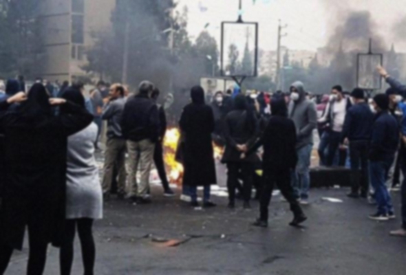 هر آن چیز که باید درباره احتمال وقوع انقلاب در ایران بدانید هر آن چیز که باید درباره احتمال وقوع انقلاب در ایران بدانید