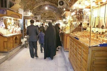 طلا باز هم گران شد/ ورق در بازار سکه برگشت طلا باز هم گران شد/ ورق در بازار سکه برگشت