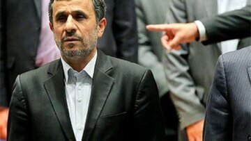 لباس محمود احمدی نژاد حاشیه ساز شد /حضور در افتتاحیه مجلس خبرگان با پیراهن سفید! + عکس لباس محمود احمدی نژاد حاشیه ساز شد /حضور در افتتاحیه مجلس خبرگان با پیراهن سفید! + عکس