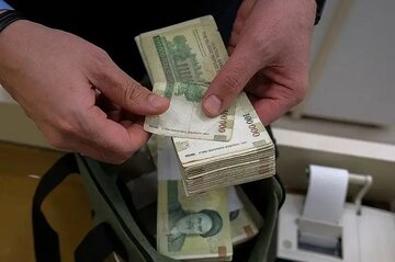 حقوق ۱۴۰۵ کارکنان دولت چقدر میشود؟ / فرمول جدید محاسبه حقوق اعلام شد حقوق ۱۴۰۵ کارکنان دولت چقدر میشود؟ / فرمول جدید محاسبه حقوق اعلام شد