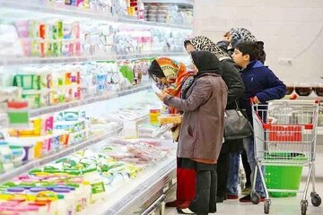 برنج، گوشت، مرغ و لبنیات گران شد/ قیمت کالاهای اساسی چه تغییری کرد + جدول قیمت