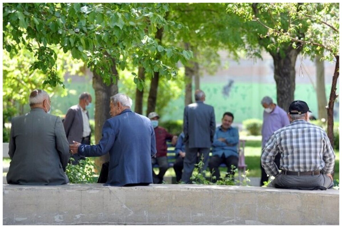 شرایط دریافت وام بازنشستگان با مبلغ شگفت انگیز اعلام شد/ متقاضیان این خبر مهم را از دست ندهند