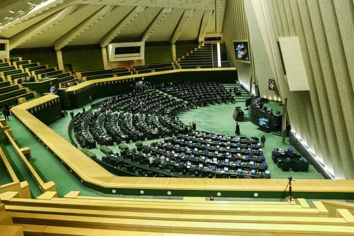 تجمعات شبانه هم یکی از پلنهای تخریبی تندروها علیه دولت بود! تجمعات شبانه هم یکی از پلنهای تخریبی تندروها علیه دولت بود!