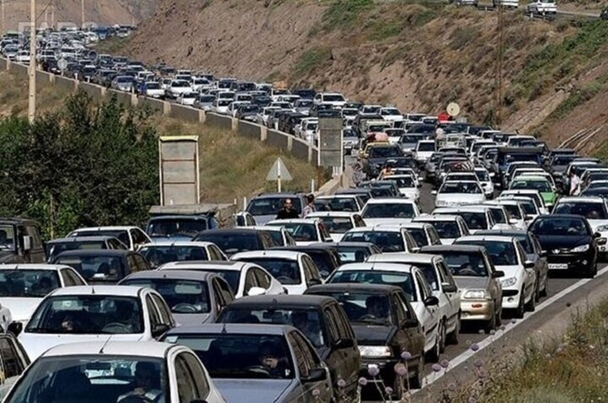 جاده چالوس و آزادراه تهران-شمال یک‌طرفه شد
