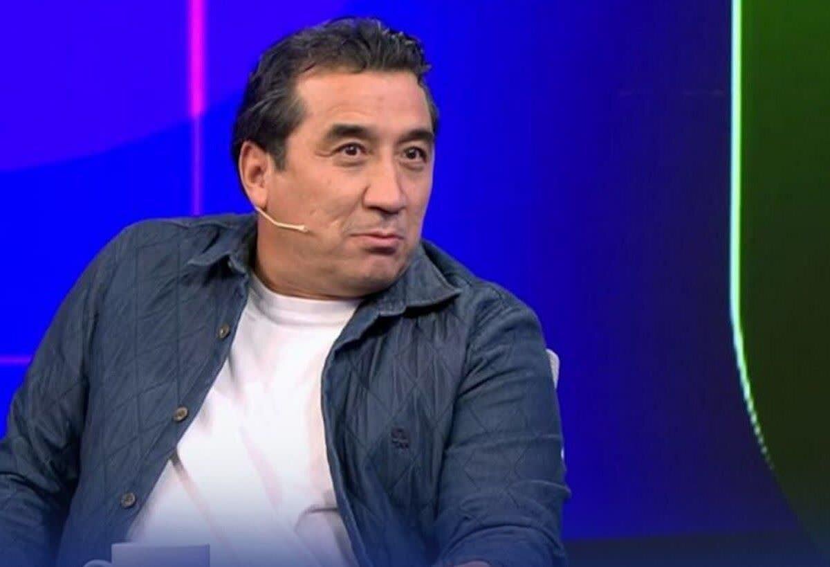 ۳ضربه اساسی خداد عزیزی به پرسپولیس در یک هفته | نسخه سرخها را کاملا پیچید ۳ضربه اساسی خداد عزیزی به پرسپولیس در یک هفته | نسخه سرخها را کاملا پیچید