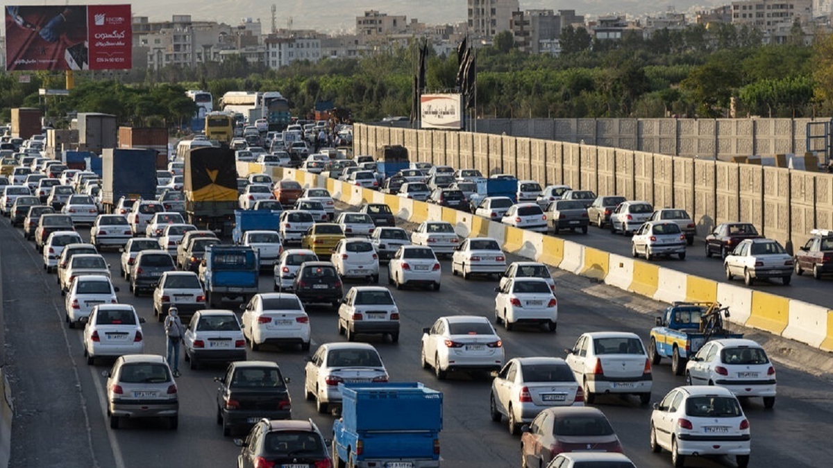 آخرین وضعیت ترافیکی و جوی محورهای مواصلاتی کشور / مسیرهای منتهی به تهران شلوغ شد آخرین وضعیت ترافیکی و جوی محورهای مواصلاتی کشور / مسیرهای منتهی به تهران شلوغ شد